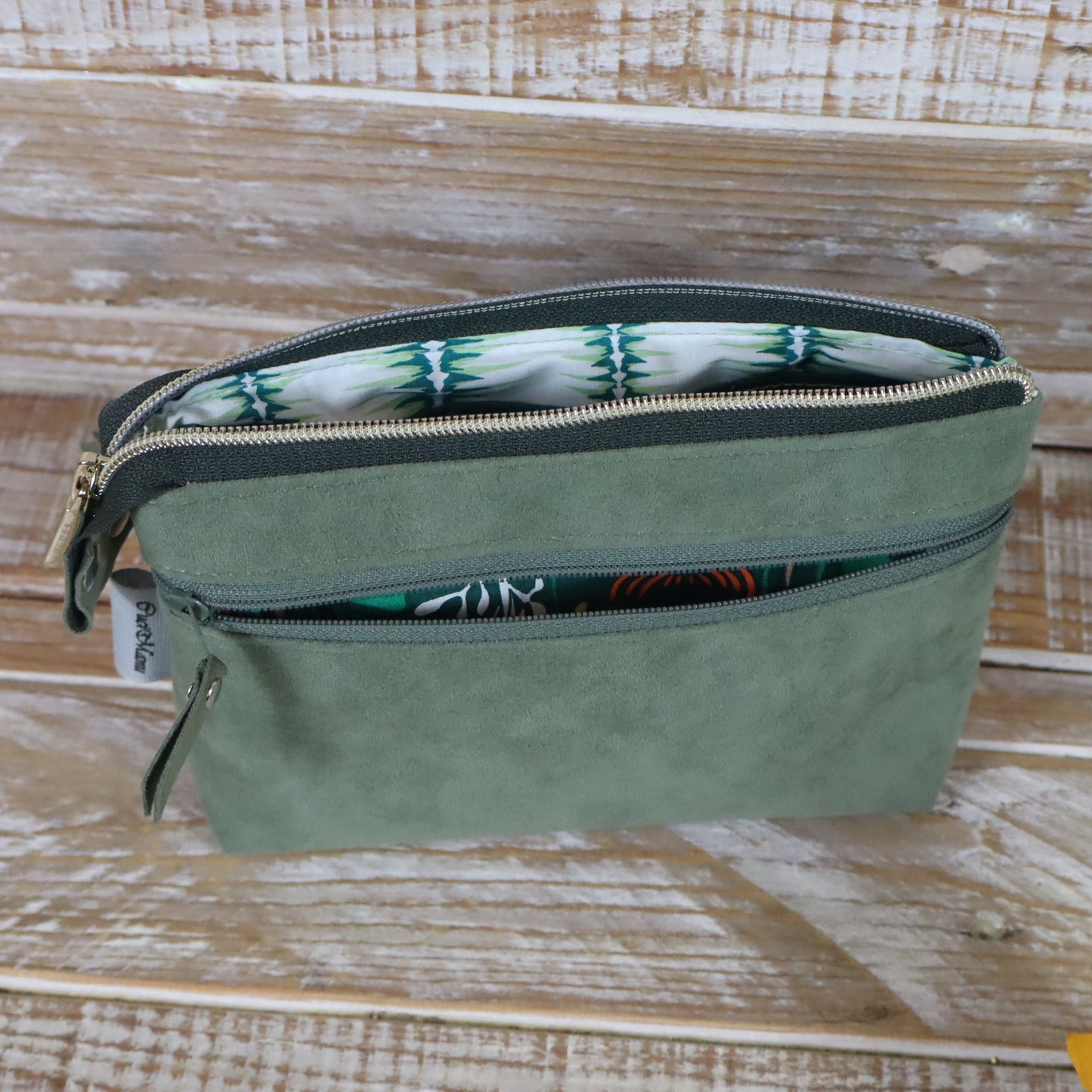 Portafoglio verde salvia