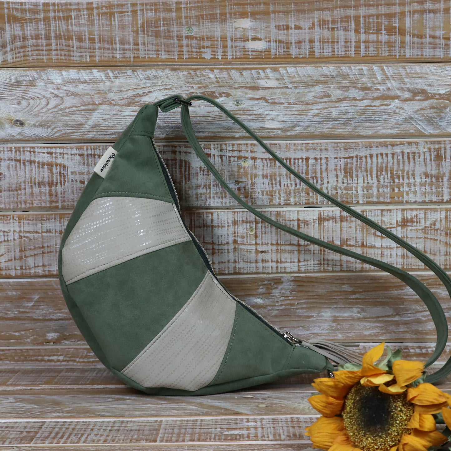 Luna  verde salvia sabbia