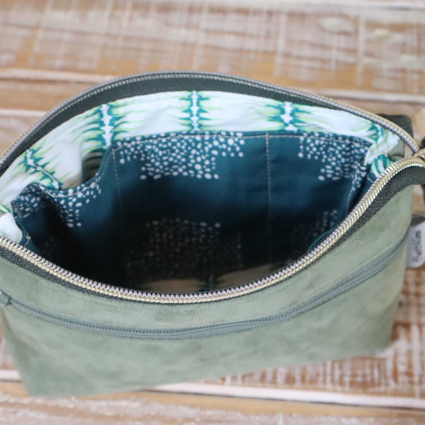 Portafoglio verde salvia