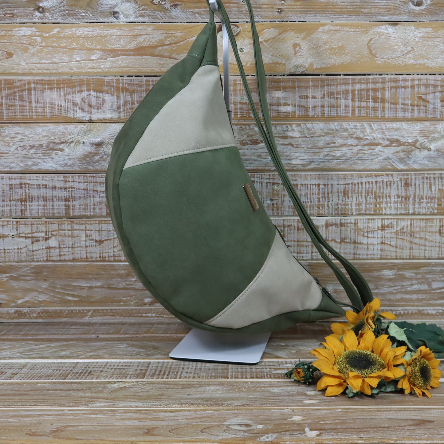 Hobo Bag Livia verde salvia sabbia